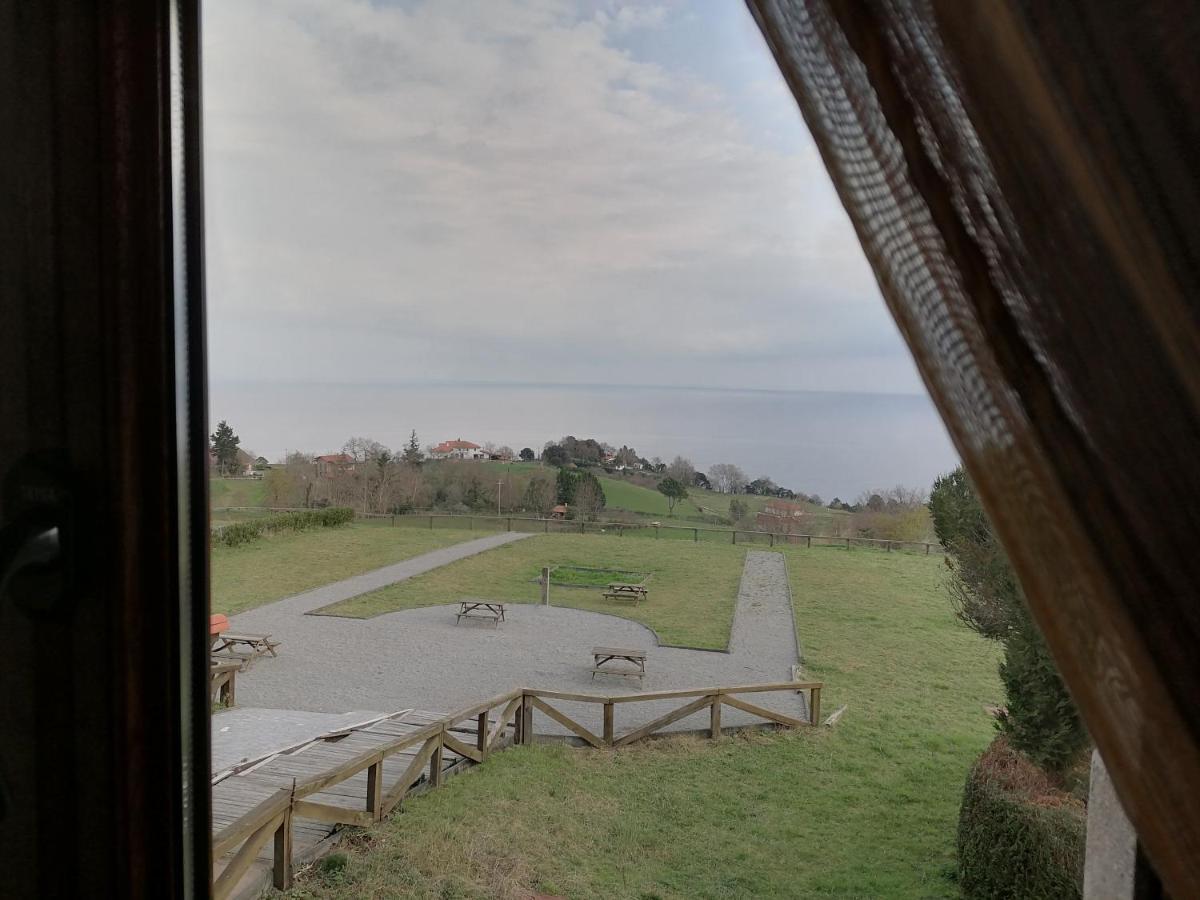Pikua Landetxea Mutriku Exterior foto